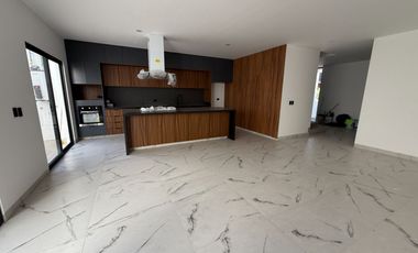 CASA EN VENTA EN SAN ANGELO, AGUASCALIENTES *Zona TEC*