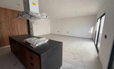 CASA EN VENTA EN SAN ANGELO, AGUASCALIENTES *Zona TEC*