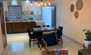 EN VENTA CONDOMINIO NUEVO A UNA CUADRA DE LA PLAYA, SAN CARLOS, SONORA.