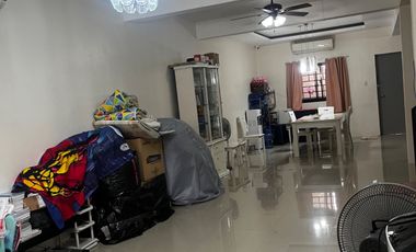 Duplex House in BF Homes