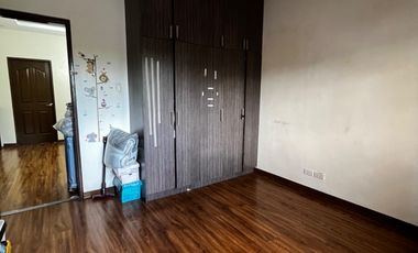 Duplex House in BF Homes