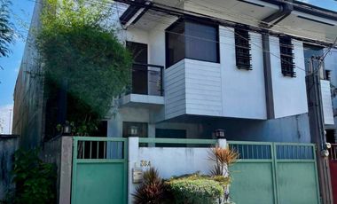 Duplex House in BF Homes