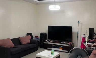 Duplex House in BF Homes