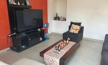 VENTA DE HERMOSA Y AMPLIA VILLA EN VIA A SAMBORONDON PRIMEROS KILOMETROS
