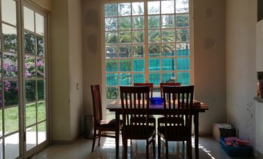 HERMOSA RESIDENCIA EN BUGAMBILIAS 2DA SECCIÓN