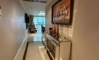 For Sale and Rent : Sukhumvit soi 11 Luxury Condo for Sale 4-bed 4-bath & 1-storage, Bangkok, Thailand