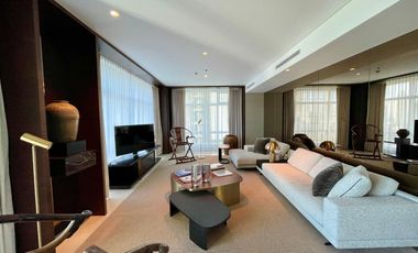 331 sqm 3BR Condo  in Two Roxas Triangle for Sale