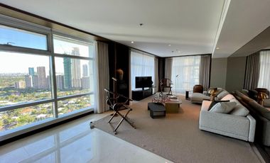 331 sqm 3BR Condo  in Two Roxas Triangle for Sale