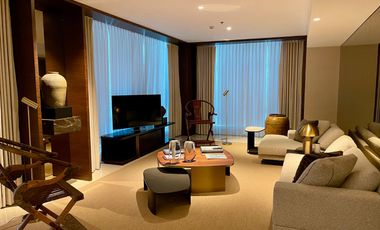 331 sqm 3BR Condo  in Two Roxas Triangle for Sale