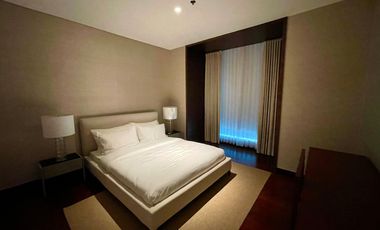 331 sqm 3BR Condo  in Two Roxas Triangle for Sale