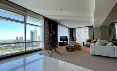 331 sqm 3BR Condo  in Two Roxas Triangle for Sale