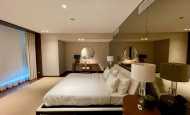 331 sqm 3BR Condo  in Two Roxas Triangle for Sale