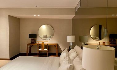 331 sqm 3BR Condo  in Two Roxas Triangle for Sale