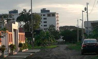 Terreno de venta Tonsupa de 1500m²