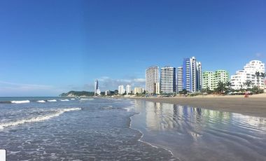 Terreno de venta Tonsupa de 1500m²