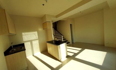 reopened 2br loft type condo for sale in BGC, Avida Towers Montane accross Upwtown Mall