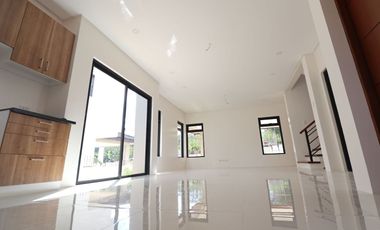 2 Storey Single Detache House and Lot For Sale in Sun Valley Antipolo with 3 Bedrooms and 3 Toilet and Bath PH2481