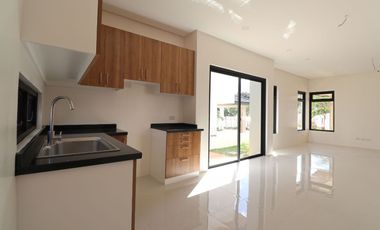 2 Storey Single Detache House and Lot For Sale in Sun Valley Antipolo with 3 Bedrooms and 3 Toilet and Bath PH2481