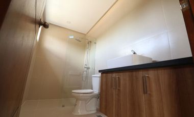 2 Storey Single Detache House and Lot For Sale in Sun Valley Antipolo with 3 Bedrooms and 3 Toilet and Bath PH2481