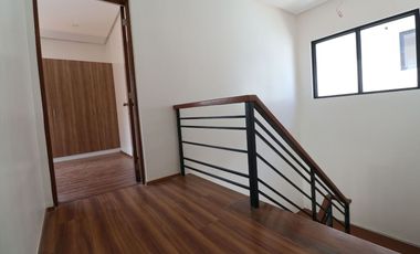 2 Storey Single Detache House and Lot For Sale in Sun Valley Antipolo with 3 Bedrooms and 3 Toilet and Bath PH2481