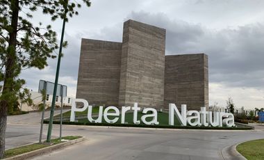 CASA AMUEBLADA PROXIMA A ZONA INDUSTRAIL, PRIV. CON ALBERCA,  CON SEGURIDAD 24/7