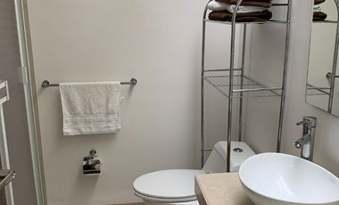 CASA AMUEBLADA PROXIMA A ZONA INDUSTRAIL, PRIV. CON ALBERCA,  CON SEGURIDAD 24/7