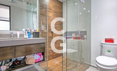 Casa en Venta en Cancun en Residencial Villa Magna con Alberca y Jardín