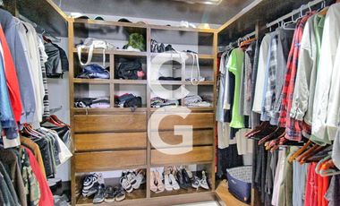 Casa en Venta en Cancun en Residencial Villa Magna con Alberca y Jardín