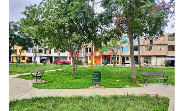 Se Vende Casa En La Urbanizacion Las Gardenias Ate $ 220000 Dolares ( Parametro Para 7 Pisos Negociable)
