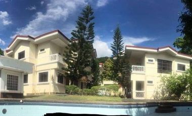 OLONGAPO CITY 6-DOOR APARTMENRT WITH SWIMMING POOL FOR SALE!