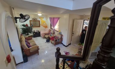 OLONGAPO CITY 6-DOOR APARTMENRT WITH SWIMMING POOL FOR SALE!