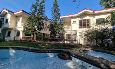OLONGAPO CITY 6-DOOR APARTMENRT WITH SWIMMING POOL FOR SALE!