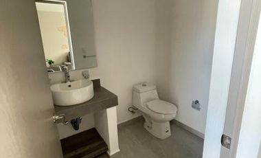 CASA EN VENTA AL SUR DE AGUASCALIENTES VILLAFONTANA