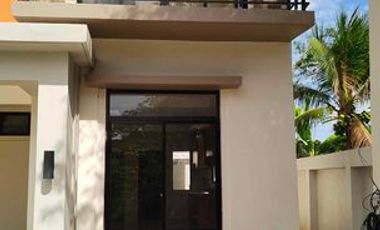 For Rent House and Lot in Woodway Townhomes,Talisay City,Cebu
