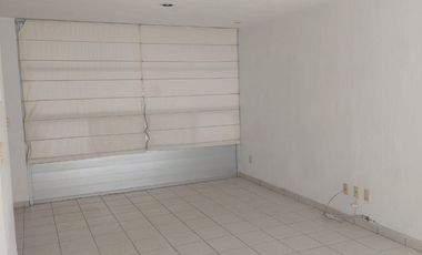 CASA EN RENTA EN COTO  EN VALLE DE SAN ISIDRO, ZAPOPAN.