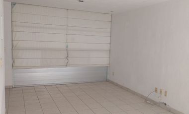 CASA EN RENTA EN COTO  EN VALLE DE SAN ISIDRO, ZAPOPAN.