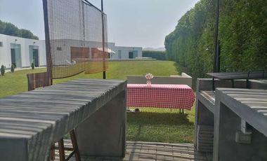 Se Vende Amplia Casa De Campo En Cañete Imperial