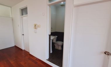 Se Alquila Departamento Surco ( San Roque)