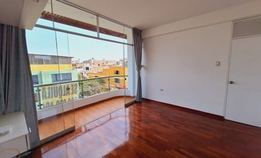Se Alquila Departamento Surco ( San Roque)
