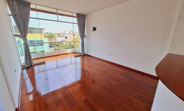Se Alquila Departamento Surco ( San Roque)