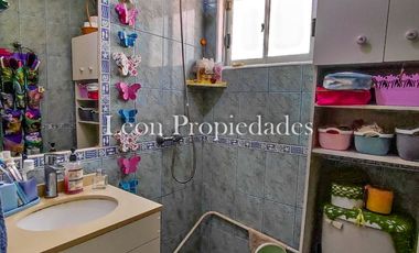 Leon Propiedades vende parcela con casa en sector Lo Aguila, Curacavi.