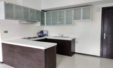 RENT TO OWN Condo unit at TRION TOWERS BGC near SM AURA MOVE in as fast as 30days 800K cash out only