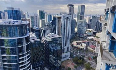 RENT TO OWN Condo unit at TRION TOWERS BGC near SM AURA MOVE in as fast as 30days 800K cash out only