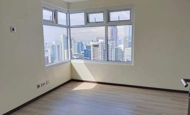 RENT TO OWN Condo unit at TRION TOWERS BGC near SM AURA MOVE in as fast as 30days 800K cash out only