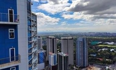 RENT TO OWN Condo unit at TRION TOWERS BGC near SM AURA MOVE in as fast as 30days 800K cash out only
