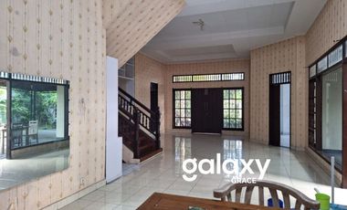 DISEWAKAN RUMAH 2 LANTAI PEMUDA RENON DENPASAR, BALI