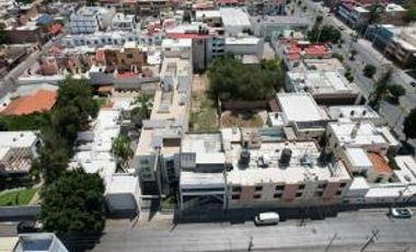 EN VENTA  EDIFICIO MUÑOZ 545