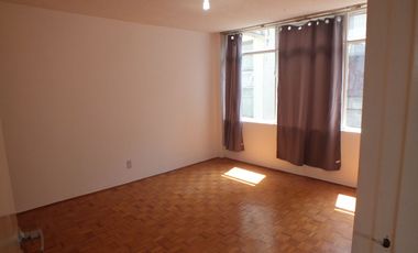 EXELENTE DEPARTAMENTO EN AV. UNIVERSIDAD, BIEN UBICADO.