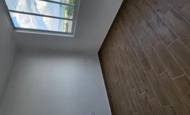 Casa Nueva en Venta, 3 Pisos Fracc. Camino Real, Mineral de La Reforma, Hidalgo.