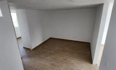 Casa Nueva en Venta, 3 Pisos Fracc. Camino Real, Mineral de La Reforma, Hidalgo.